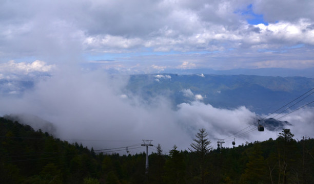 螺髻山高原湖泊森林風(fēng)光