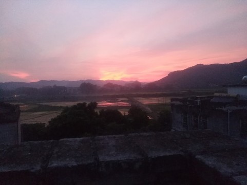 霞光