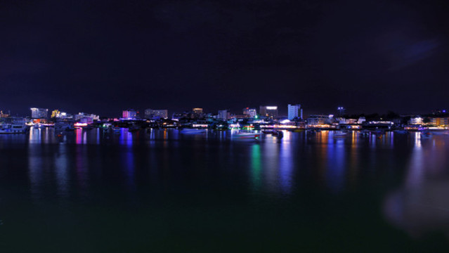 芭堤雅夜色