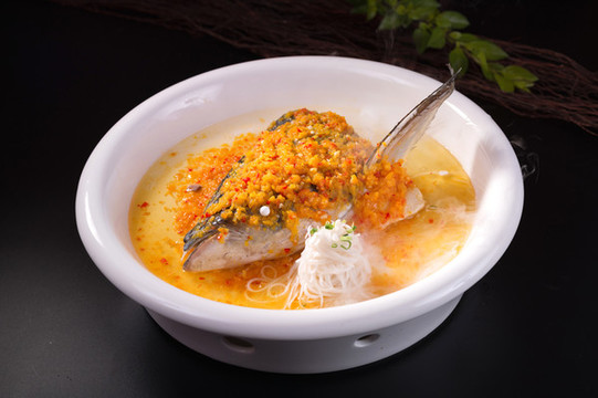 黃椒醬蒸魚頭