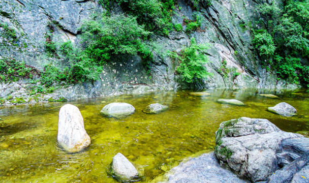 山澗小溪