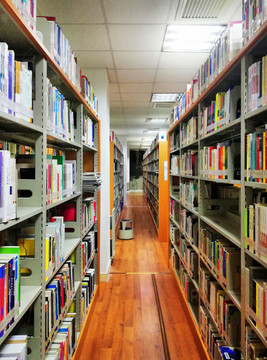 圖書館書庫