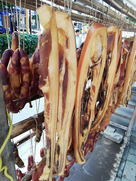 曬臘肉