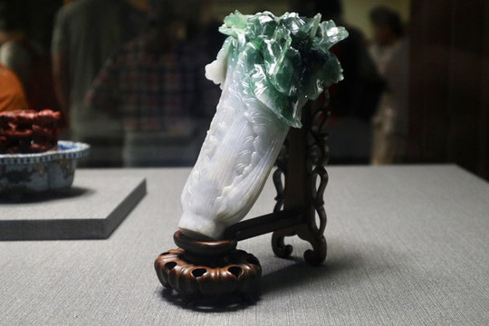 臺(tái)北故宮鎮(zhèn)館文物翡翠玉白菜