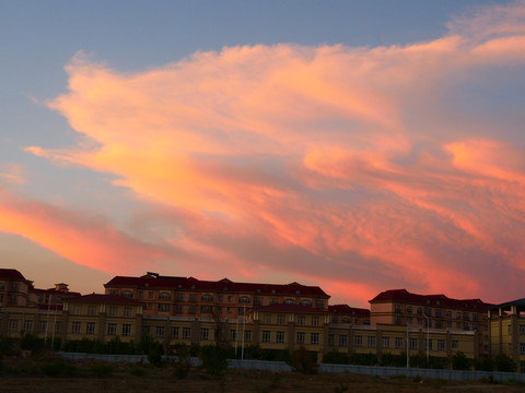 晚霞