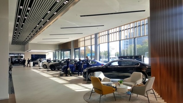 汽車4S店
