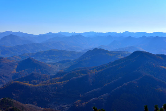 群山