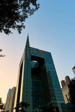 廣州農(nóng)村商業(yè)銀行