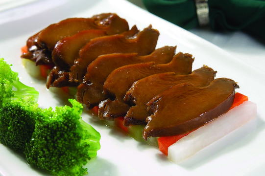 碧綠扒南非鮑魚(yú)片