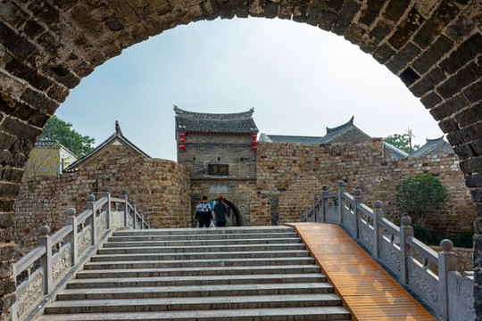 古鎮(zhèn)城樓