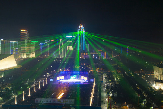 夜景燈光秀