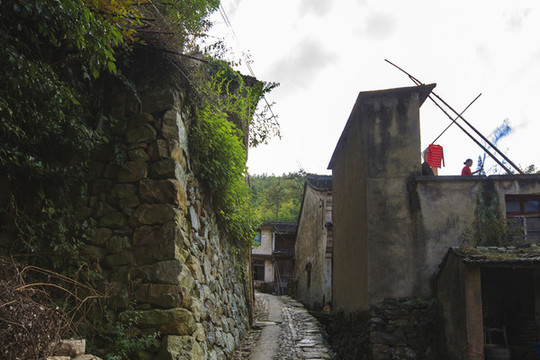東山古村