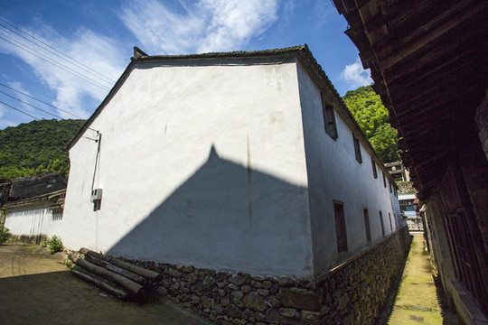 周堯故居