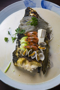 魚頭豆腐湯