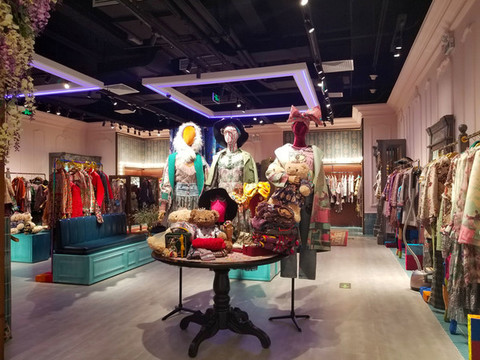 女裝專賣店