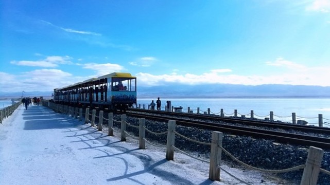 青海茶卡鹽湖風(fēng)光攝影圖片