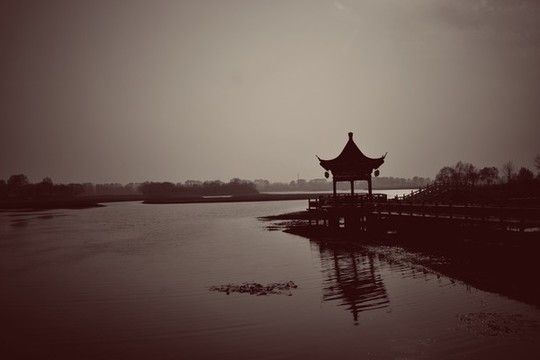 中式?jīng)鐾? style=