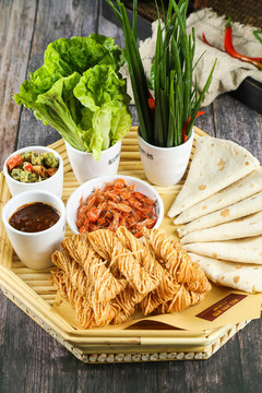 烙饃卷馓子