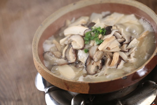 苗家燴鮮菇