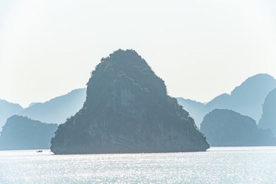 下龍灣