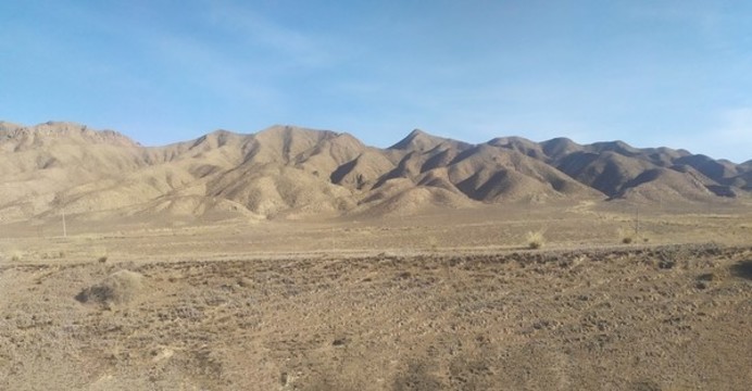 戈壁遠(yuǎn)山