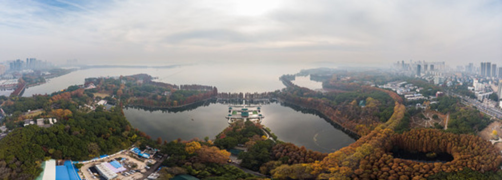 武漢東湖風(fēng)景區(qū)深秋航拍風(fēng)光