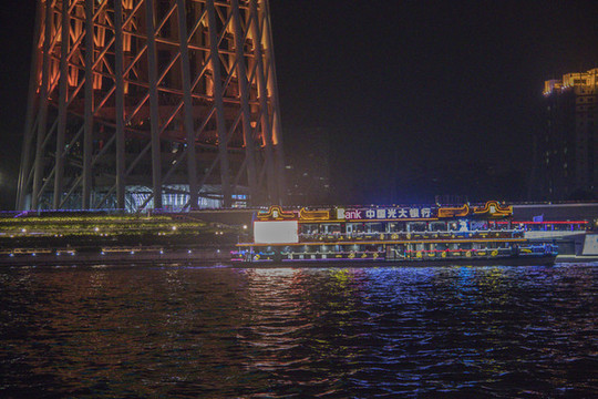 廣州珠江游輪夜景