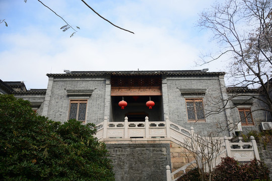 北固山