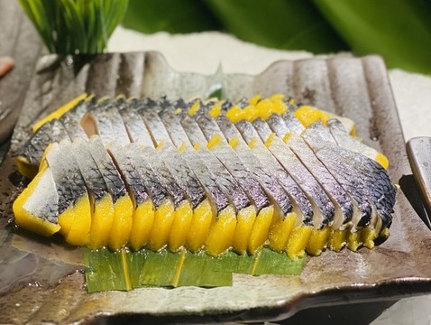 希鯪魚刺身