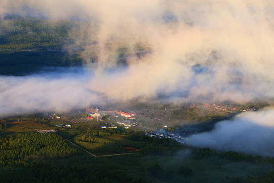大興安嶺云霧山村