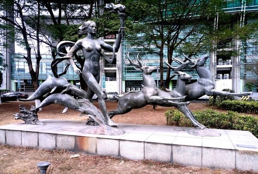 運動雕塑