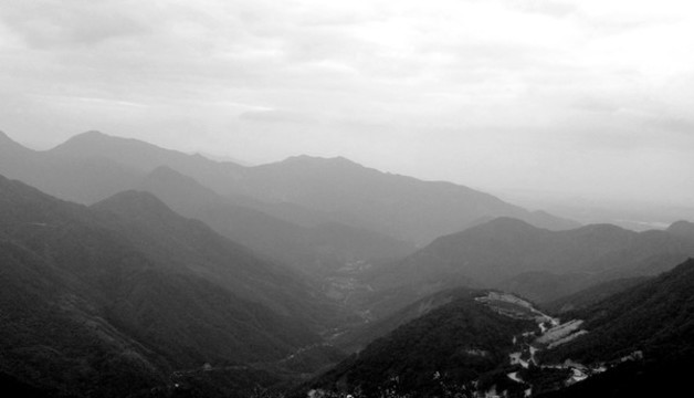 水墨山景