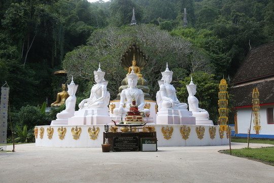 佛像