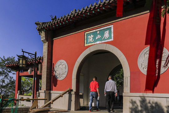濟南歷山院院門