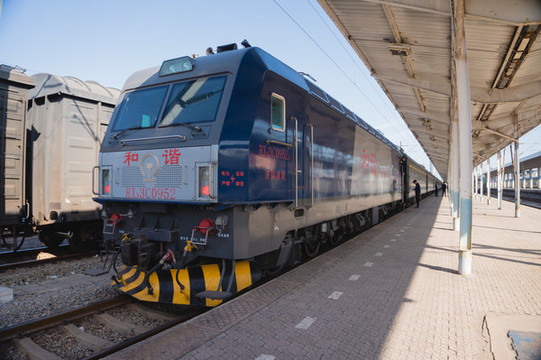 電力機(jī)車(chē)火車(chē)頭