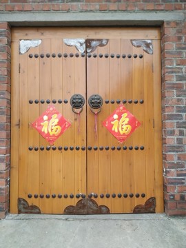門