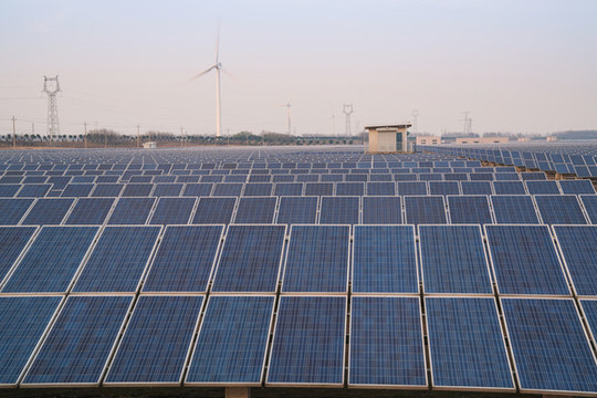 風(fēng)力發(fā)電基地和光伏發(fā)電基地