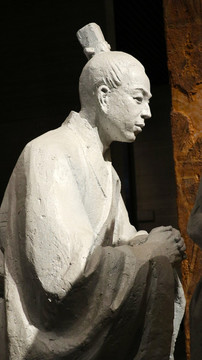 古代人物雕像