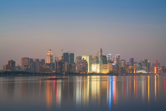 浙江杭州城市建筑和錢(qián)塘江風(fēng)光