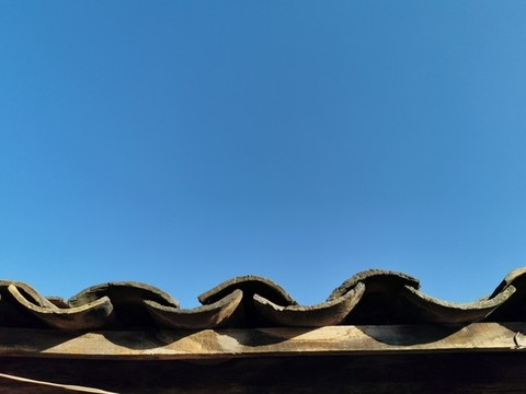 瓦屋檐