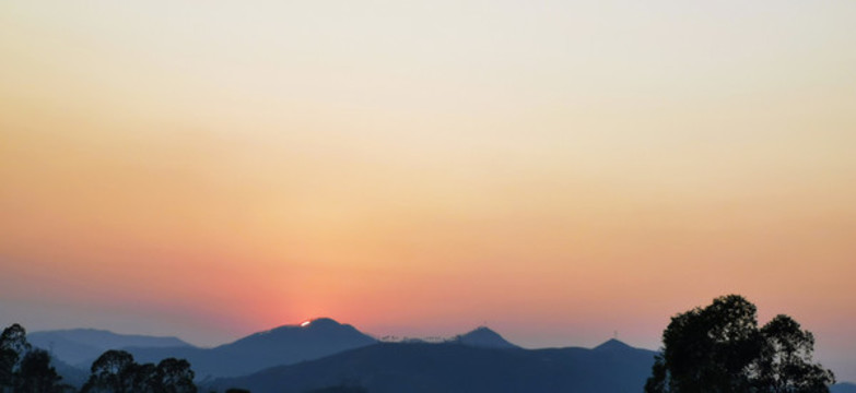 夕陽(yáng)背景