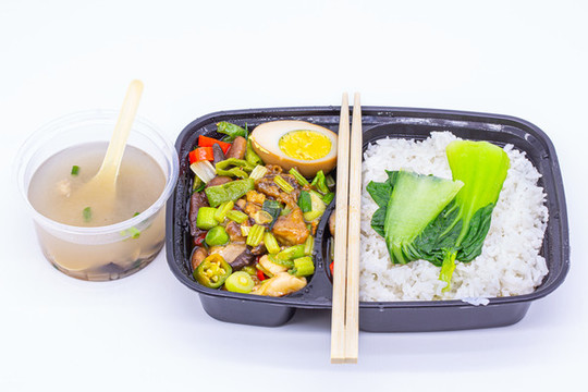 鮮菇滑雞飯