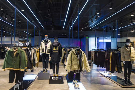 休閑服裝專賣店