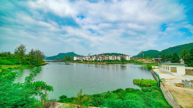 丹寨景區(qū)湖泊綠化