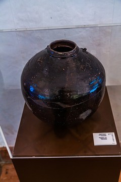 文物酒缸