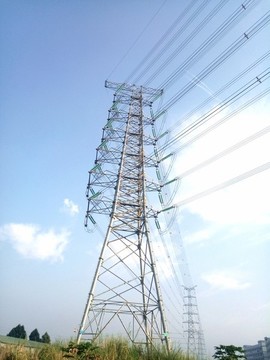 高壓電塔