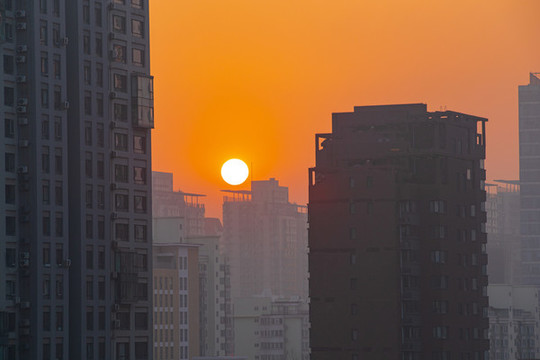 城市夕陽(yáng)