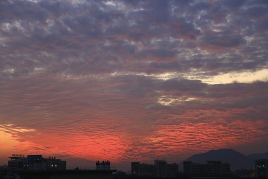 彩霞