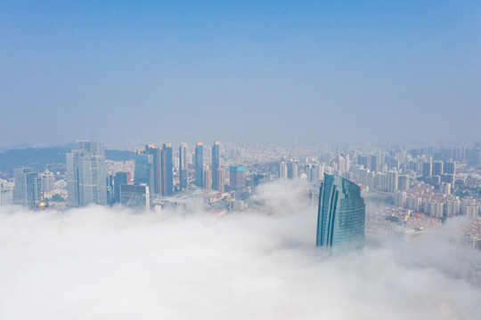 城市平流霧