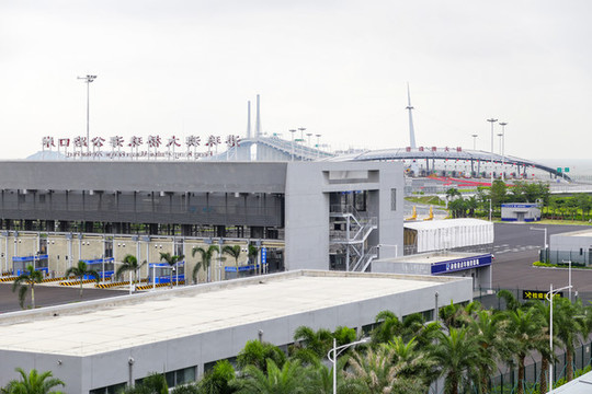 港珠澳大橋珠海公路口岸